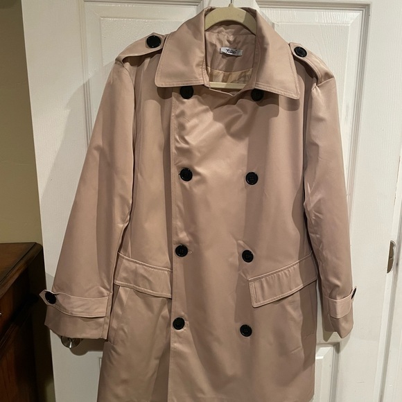 Elegant Beige Double-Breasted Women's Trench Coat - Picture 2 of 7